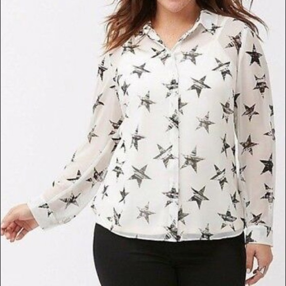 Lane Bryant star pattern blouse⭐️